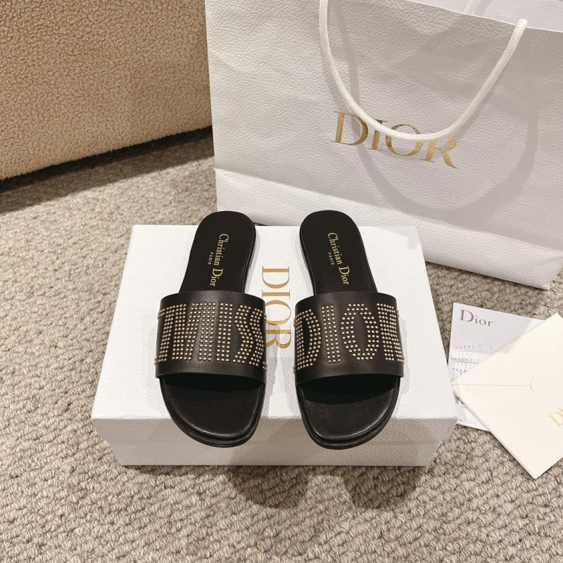 ch**an D*or slippers